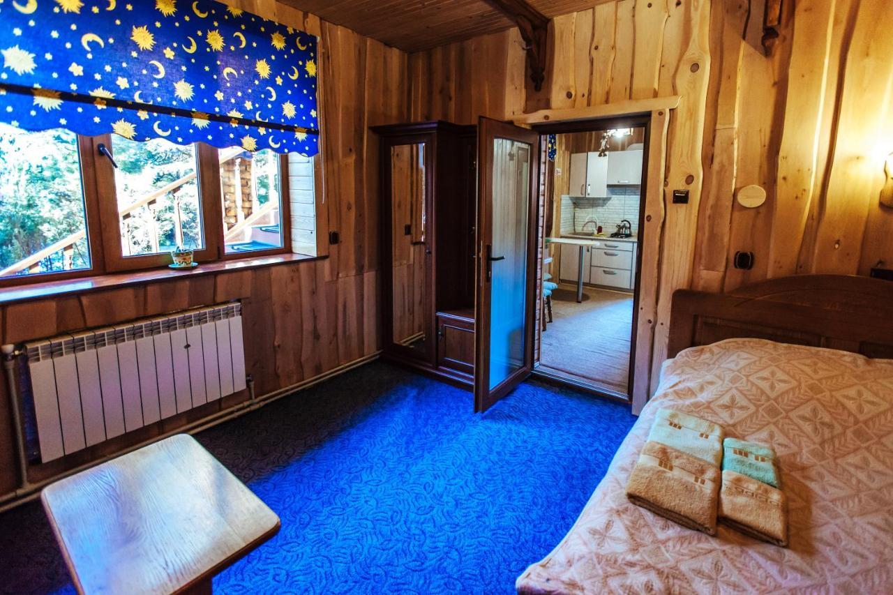 U Yaroslava Hotel Jaremtsche Exterior foto